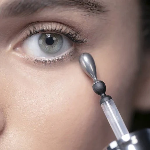 Advanced Génifique Yeux Light Pearl - Youth Activating Eye & Lash Concentrate - Image 5