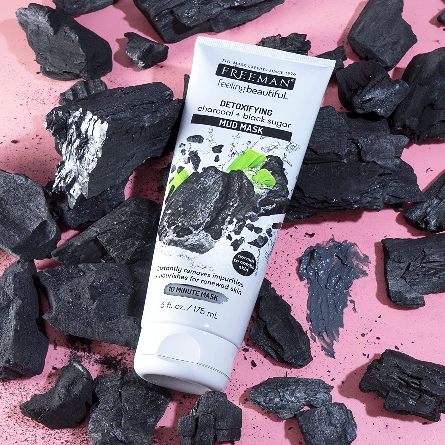 Detoxifying Charcoal + Black Sugar Mud Mask 175ml - Image 3