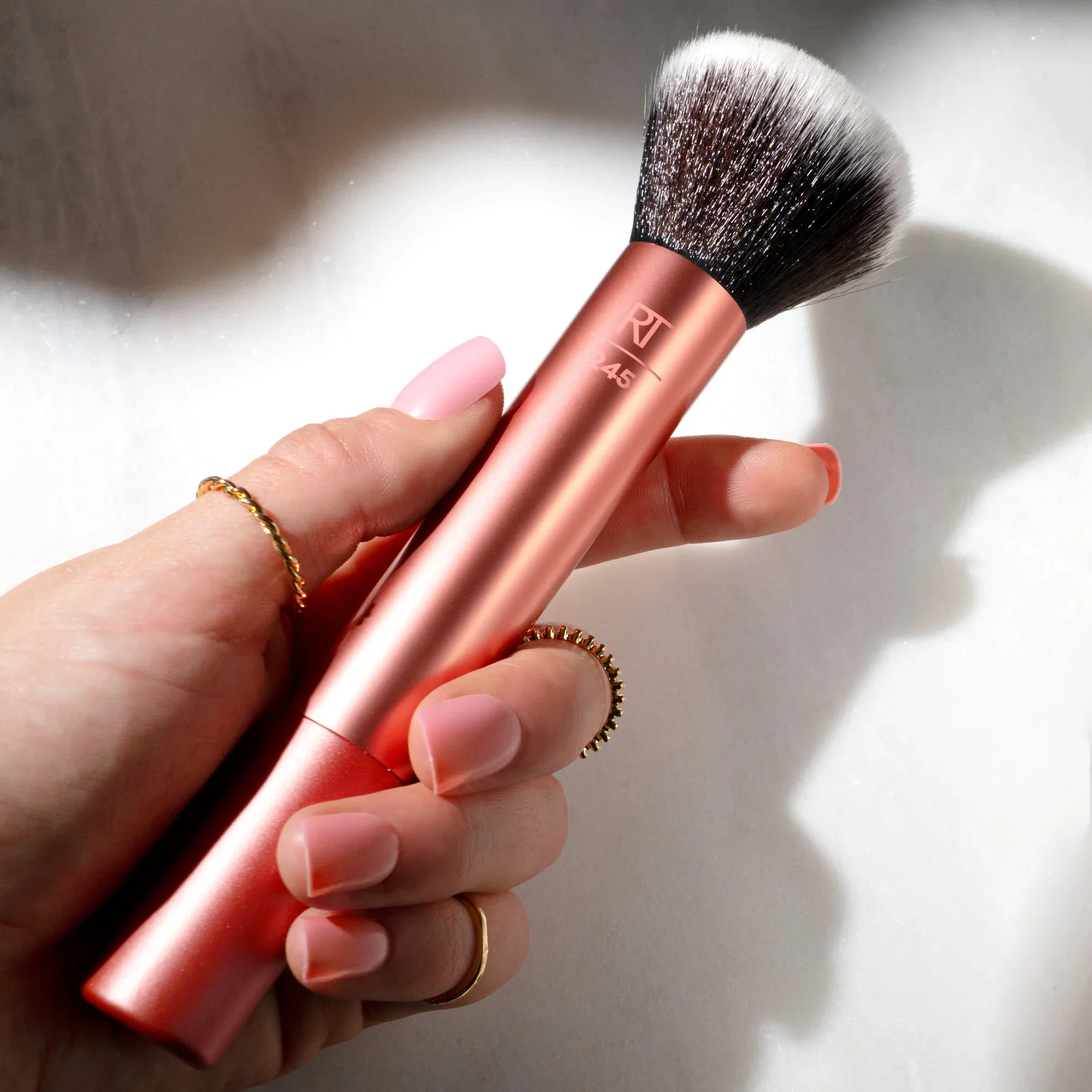 Everything Face Makeup Brush - Image 3
