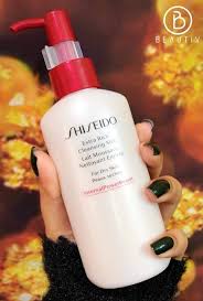 Extra Rich Cleansing Milk - Image 3