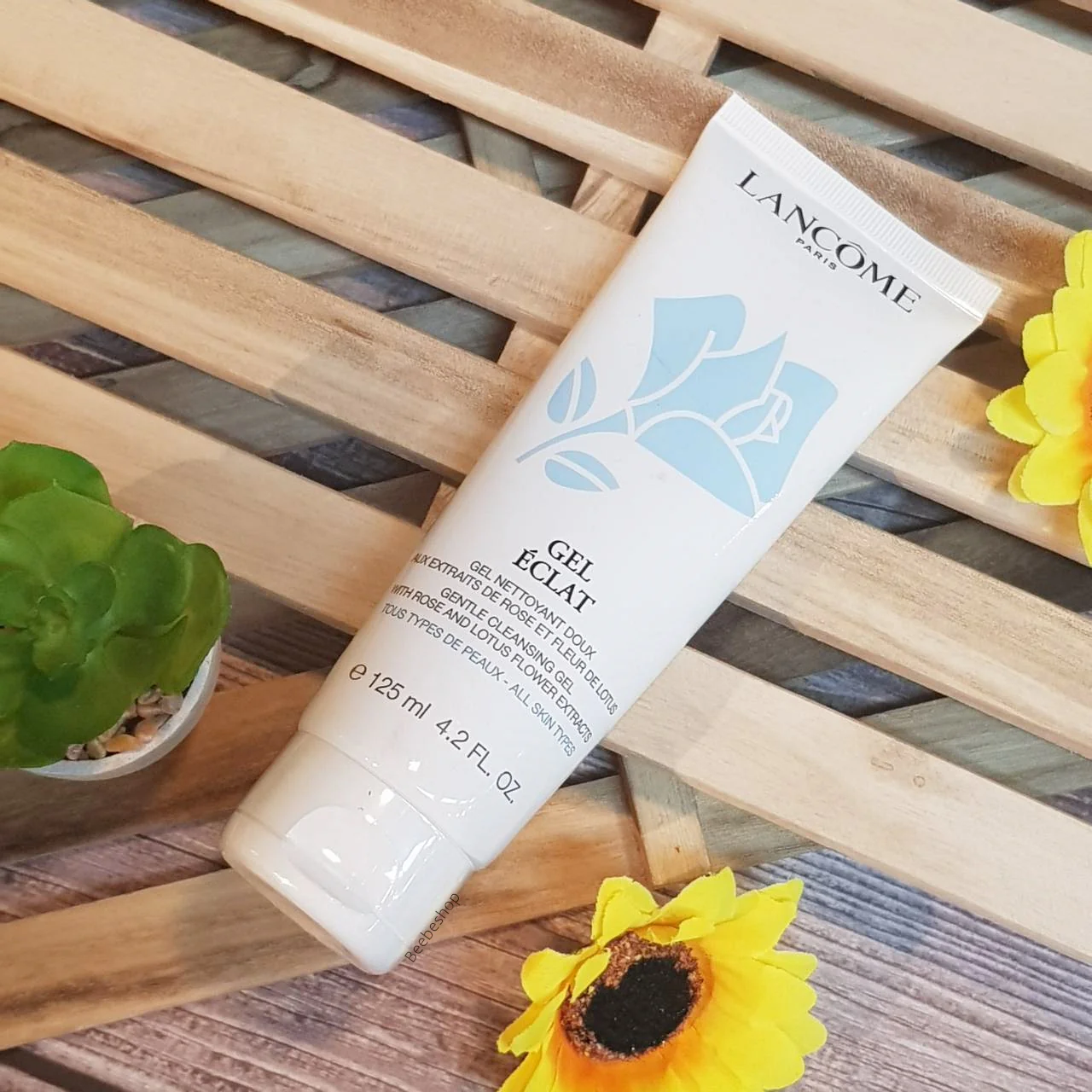 Gel Éclat - Gentle Cleansing Gel with Rose and Lotus Flower Extracts - All Skin Types - Image 3