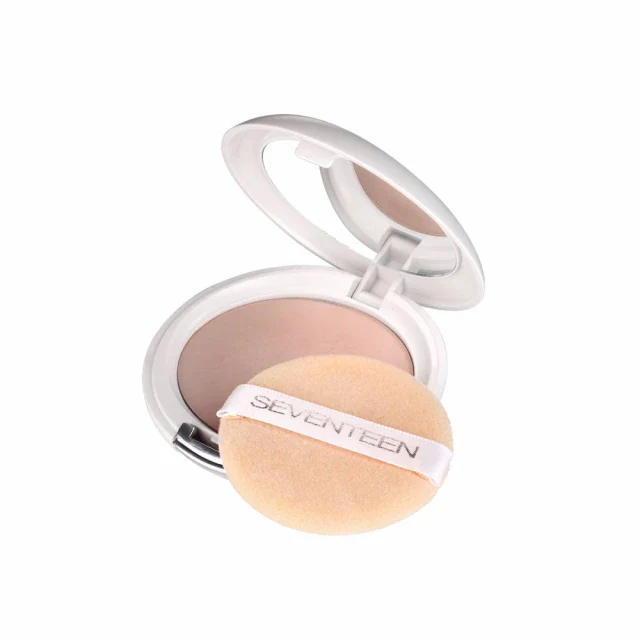 Natural Silky Compact Powder - Image 2