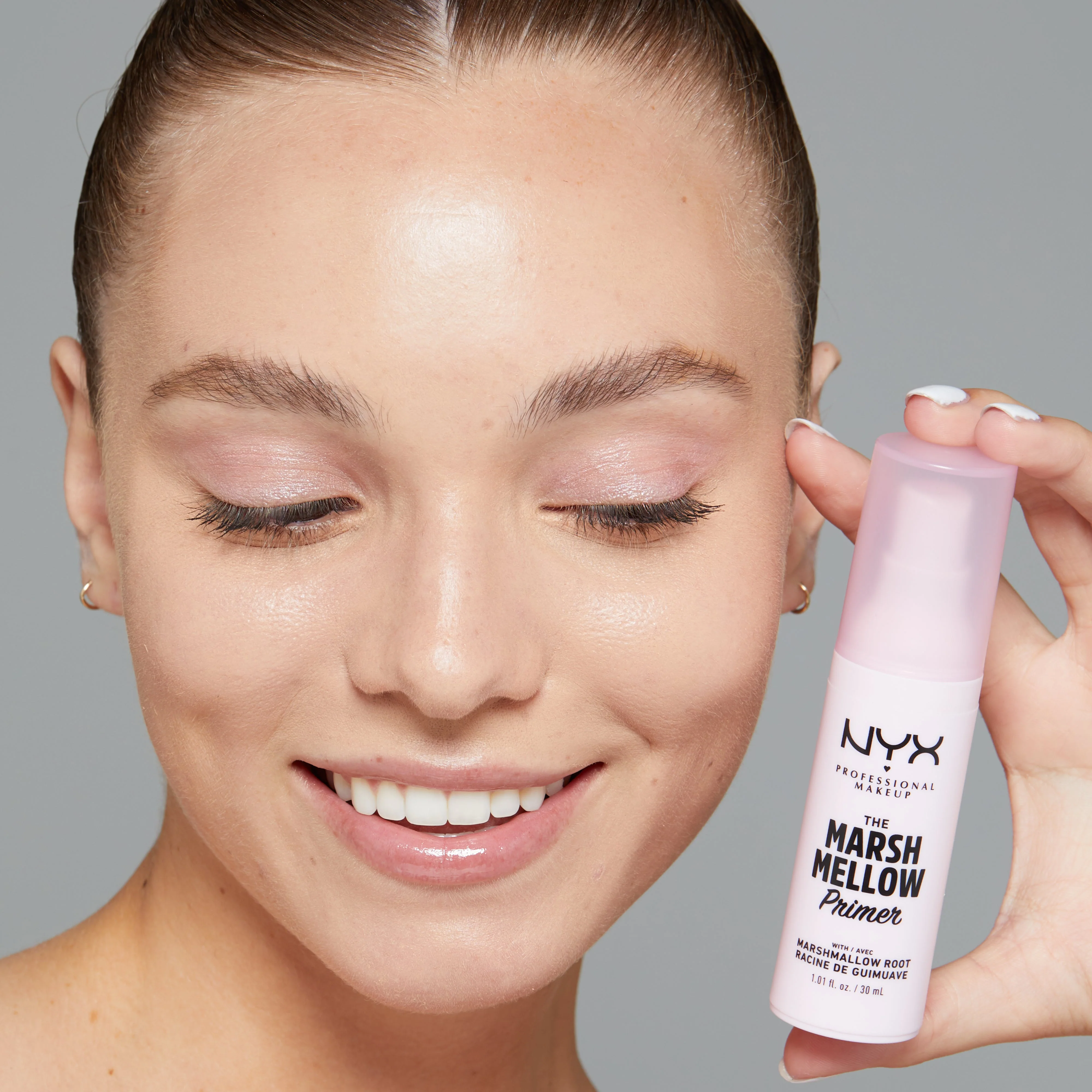The Marshmellow Primer Set, Skin-Focused Primer For Smooth & Even Complexion - Image 3
