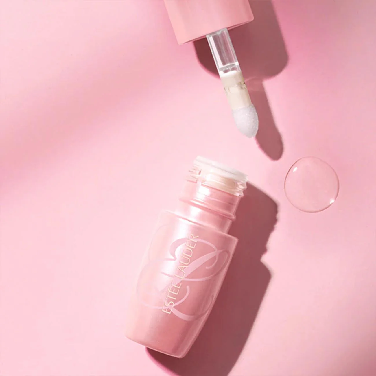 Pure Color Envy Nighttime Rescue Lip Oil-Serum - Image 2