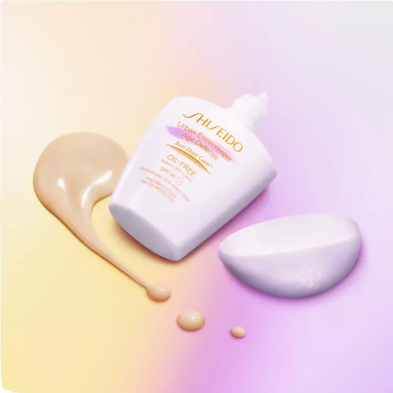 Urban Environment Age Defense Oil-Free SPF 30 - Image 2